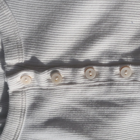 SO White Ribbed Top - Picture 2 of 6
